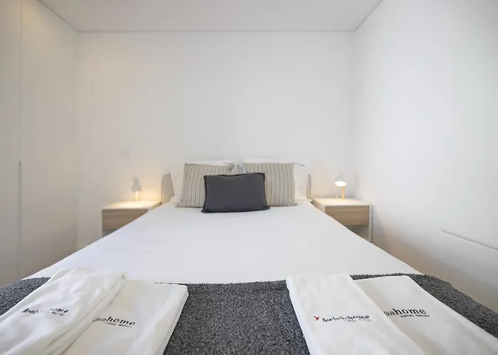 Flh Gaia Flat With Balcony *