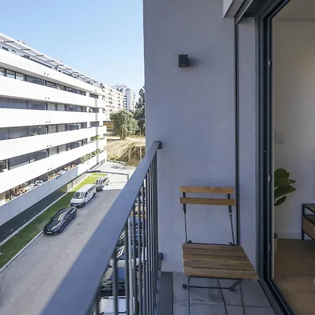 Flh Gaia Flat With Balcony