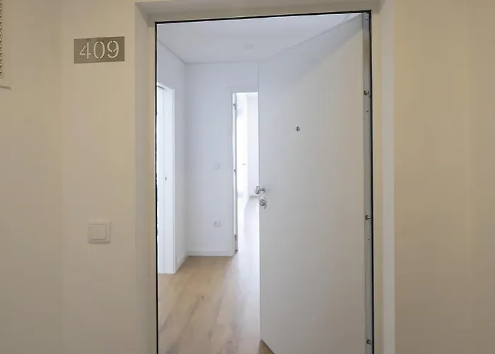 Flh Gaia Flat With Balcony فيلا نوفا دي غايا